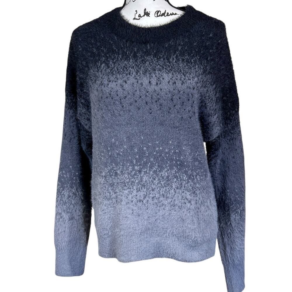 Time and Tru Sweater Black Grays ombre soft fluffy long sleeve sweater size S